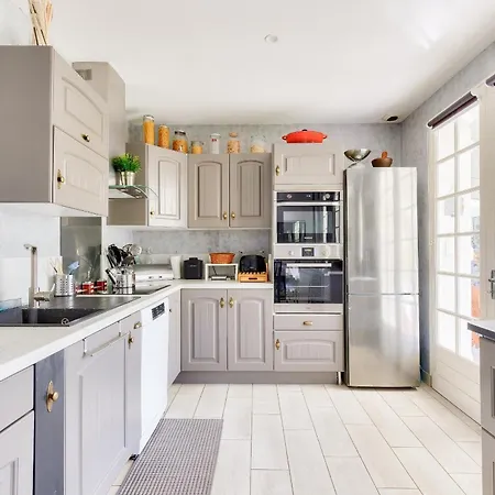 Douce Escapade Avec Jardin A 800m De La *