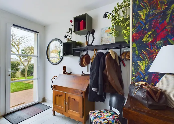 Дом отдыха Douce Escapade Avec Jardin A 800m De La Sion-sur-l'Ocean