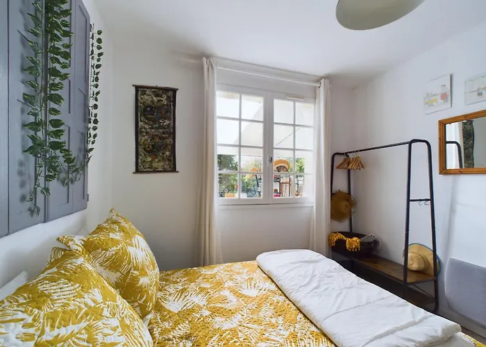 Дом отдыха Douce Escapade Avec Jardin A 800m De La Sion-sur-l'Ocean