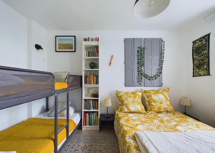 Nyaraló Douce Escapade Avec Jardin A 800m De La *